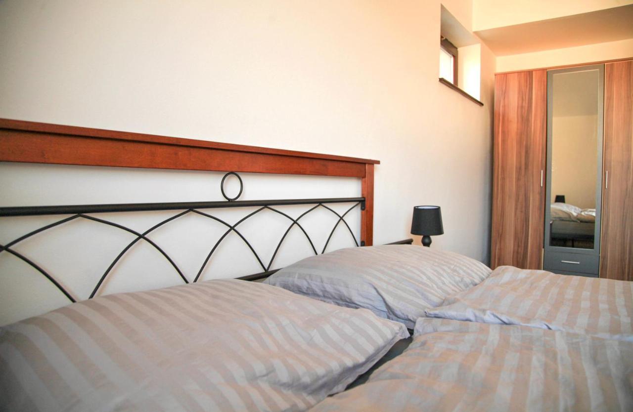 Apartment Vila Aston 韦尔卡鲁穆尼卡 外观 照片