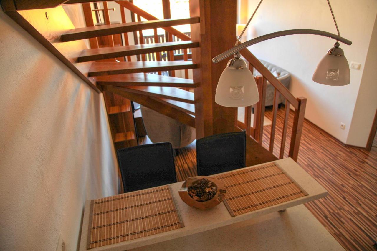 Apartment Vila Aston 韦尔卡鲁穆尼卡 外观 照片